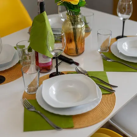 Market Square Corner Kuznicza By Renters *
